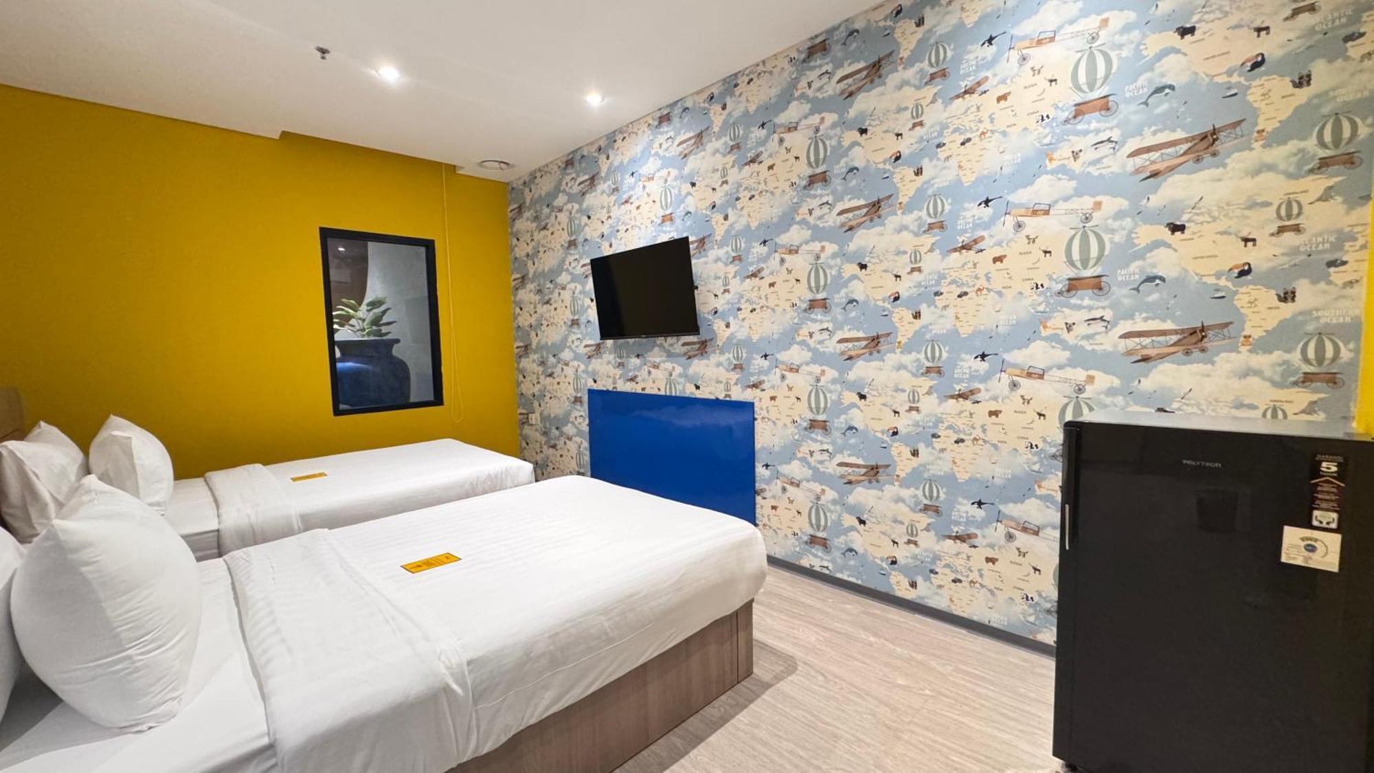 Yellow Bee Resort Cililitan Jakarta Exteriér fotografie
