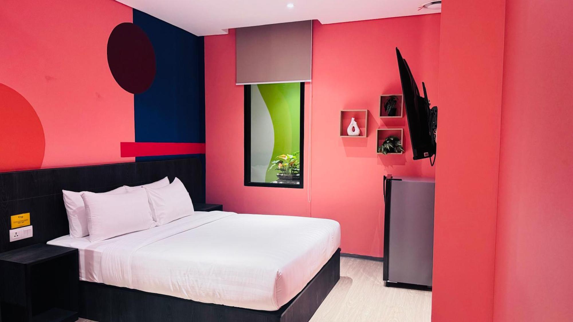Yellow Bee Resort Cililitan Jakarta Exteriér fotografie