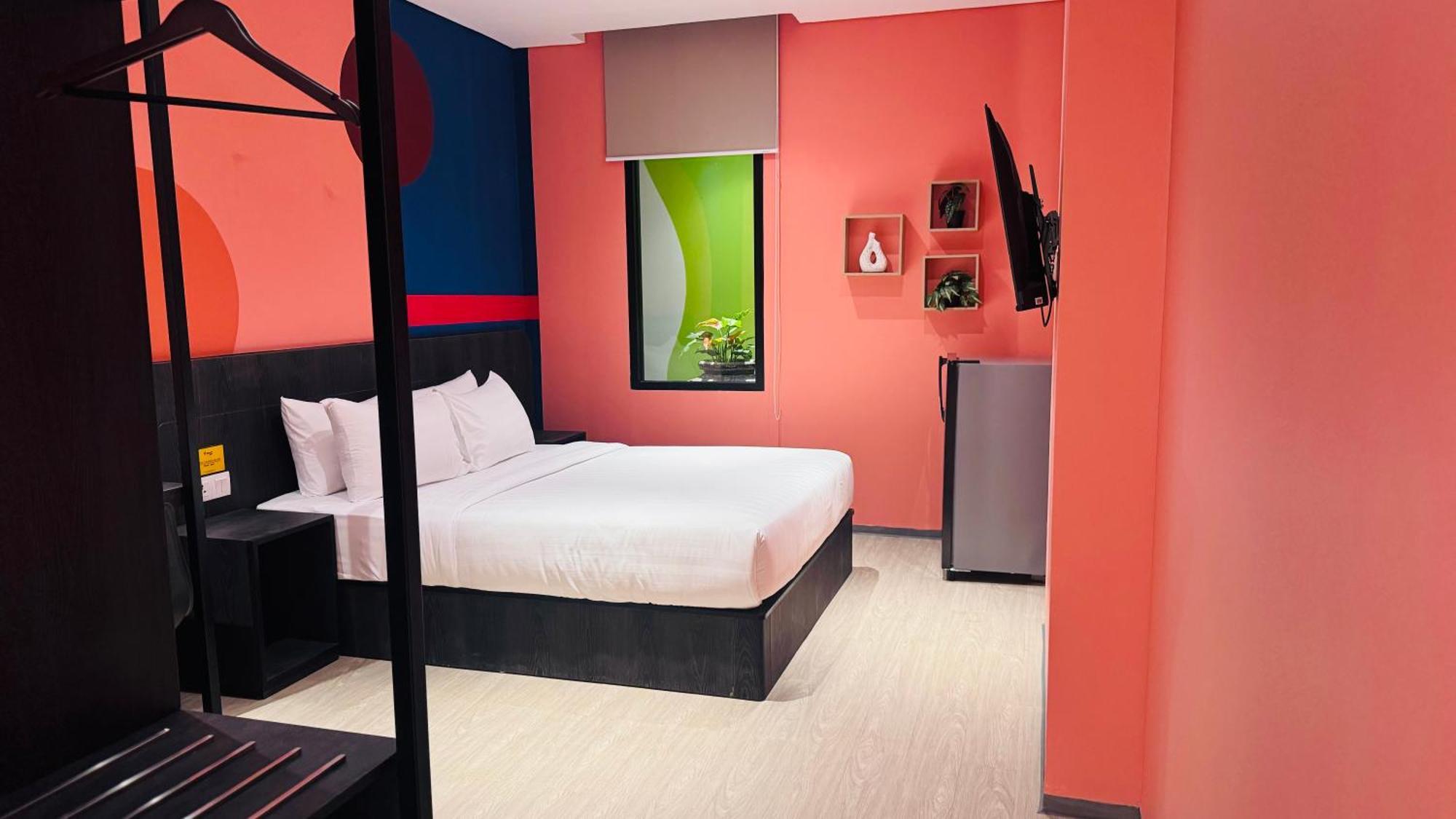Yellow Bee Resort Cililitan Jakarta Exteriér fotografie
